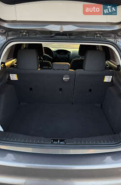 Хэтчбек Ford Focus 2011 в 