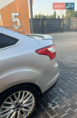 Седан Ford Focus 2013 в 