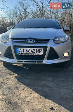 Седан Ford Focus 2013 в 