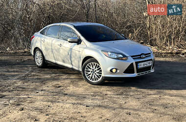 Седан Ford Focus 2013 в 