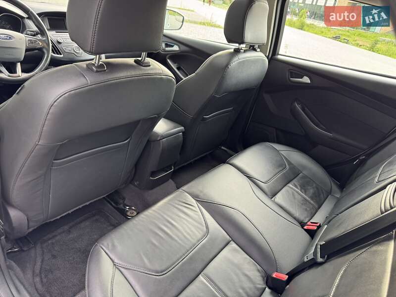 Хэтчбек Ford Focus 2016 в Хмельницком