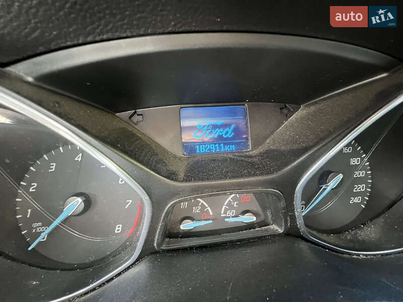 Хэтчбек Ford Focus 2013 в Хотине фото 11 Хэтчбек Ford Focus 2013 в Хотине