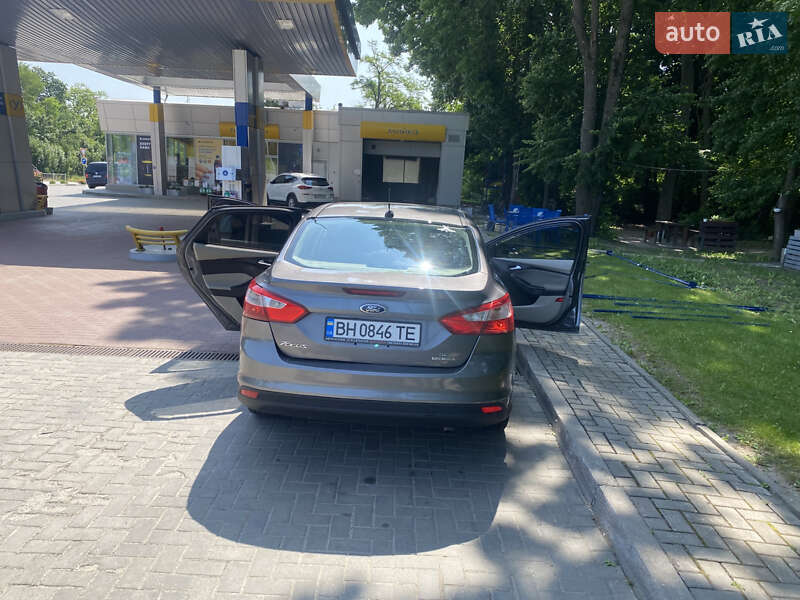 Седан Ford Focus 2012 в Гайсину