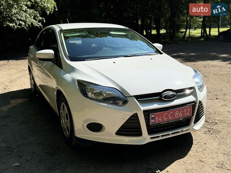 Седан Ford Focus 2012 в Львове