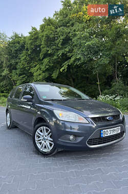 Универсал Ford Focus 2010 в 
