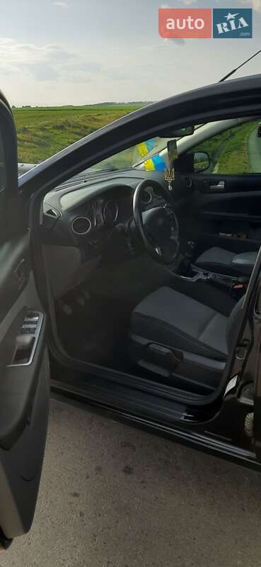 Седан Ford Focus 2010 в Кобеляках