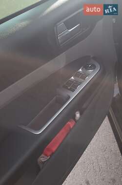 Седан Ford Focus 2010 в 