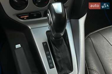 Хэтчбек Ford Focus 2014 в 