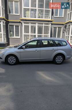 Универсал Ford Focus 2010 в 