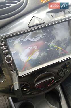 Седан Ford Focus 2003 в 