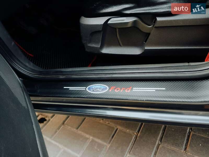 Универсал Ford Focus 2005 в Кропивницком
