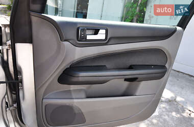 Седан Ford Focus 2008 в 
