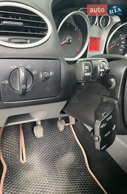 Универсал Ford Focus 2010 в 