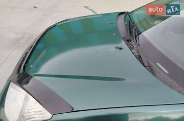 Седан Ford Focus 2000 в 