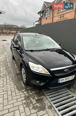 Седан Ford Focus 2010 в 