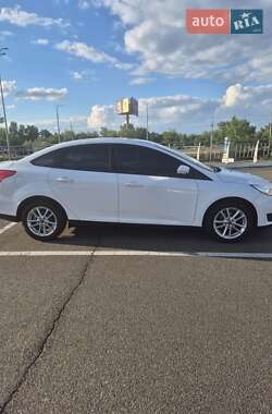 Седан Ford Focus 2015 в Киеве