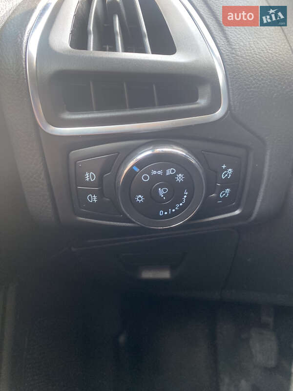 Универсал Ford Focus 2013 в Луцке