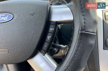 Седан Ford Focus 2006 в 