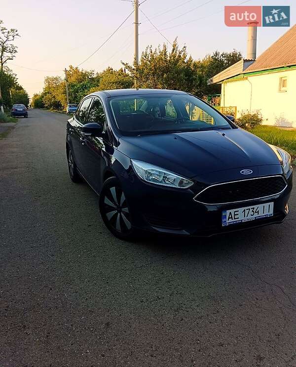 Седан Ford Focus 2017 в Новомосковске