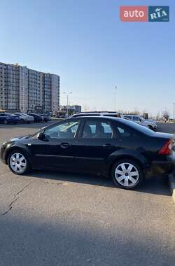 Седан Ford Focus 2005 в 