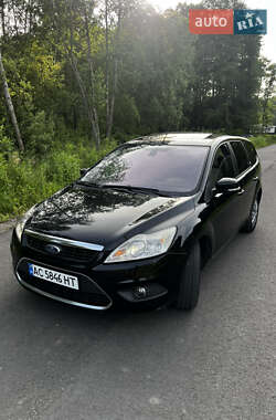 Универсал Ford Focus 2010 в 