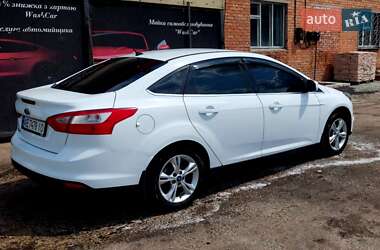Седан Ford Focus 2011 в 