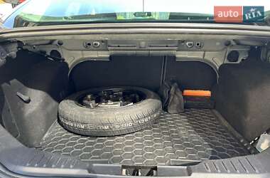Седан Ford Focus 2011 в 