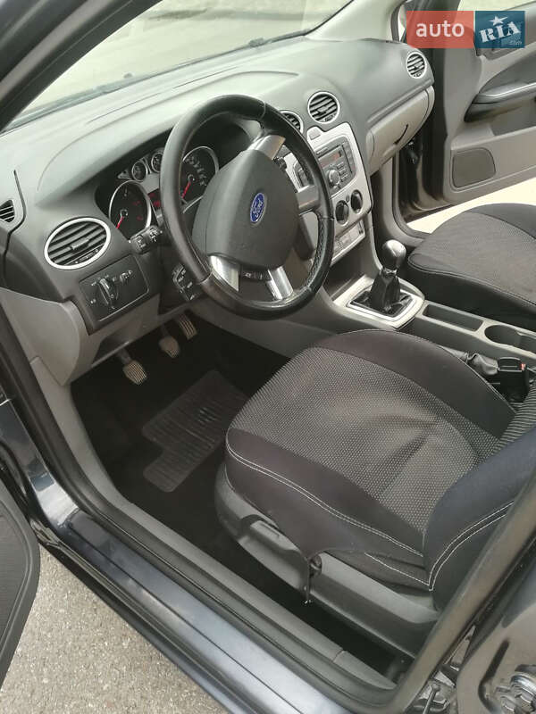 Универсал Ford Focus 2010 в Львове