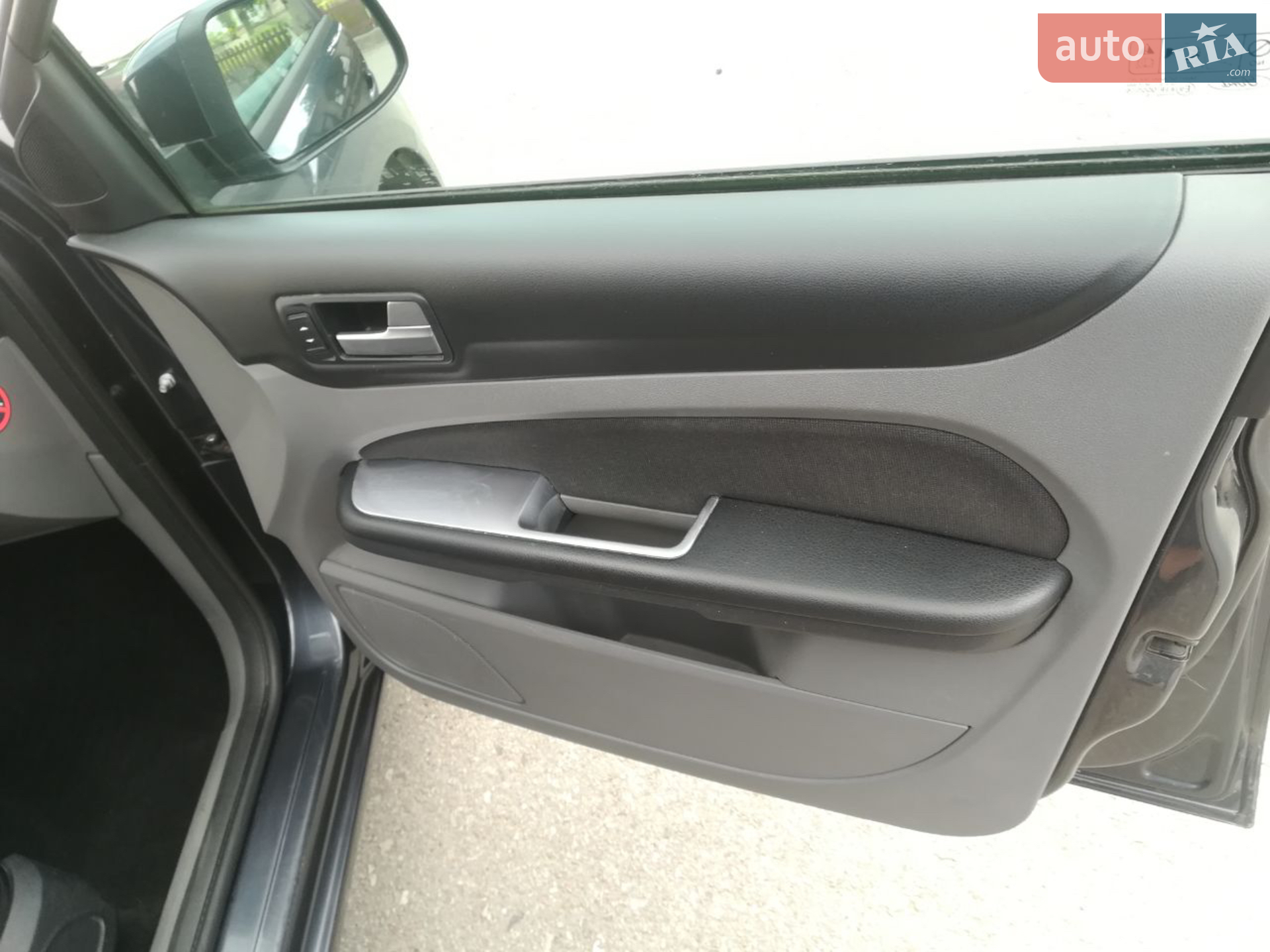 2010 Ford Focus - мініатюра 12