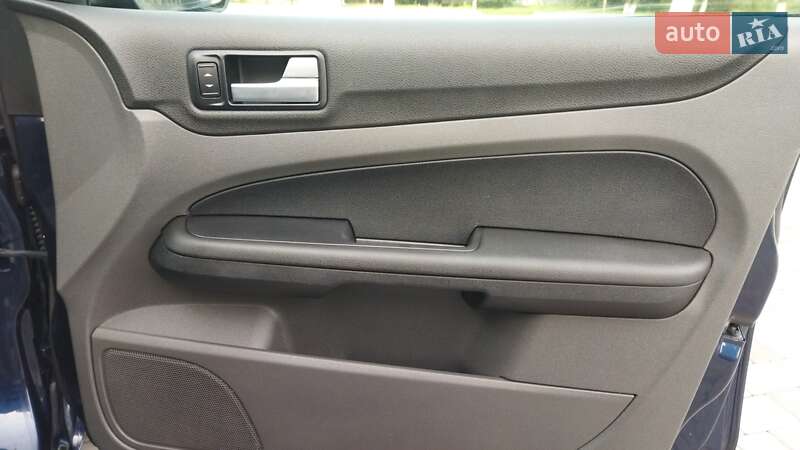 Универсал Ford Focus 2004 в Староконстантинове фото 35 Универсал Ford Focus 2004 в Староконстантинове