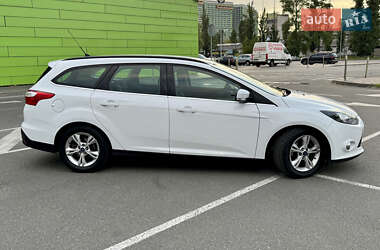 Универсал Ford Focus 2013 в 