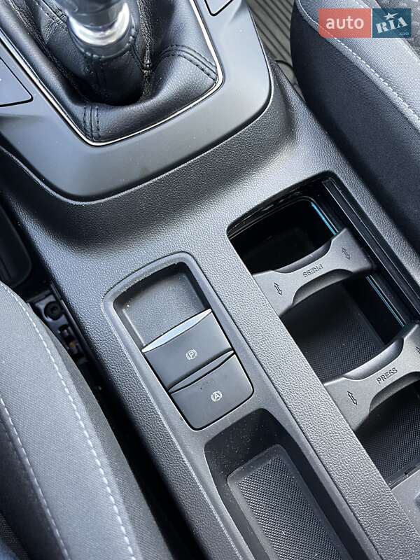 Универсал Ford Focus 2019 в Киеве фото 23 Универсал Ford Focus 2019 в Киеве