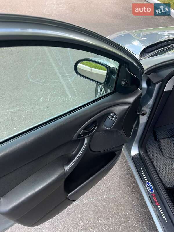 Универсал Ford Focus 2004 в Ровно