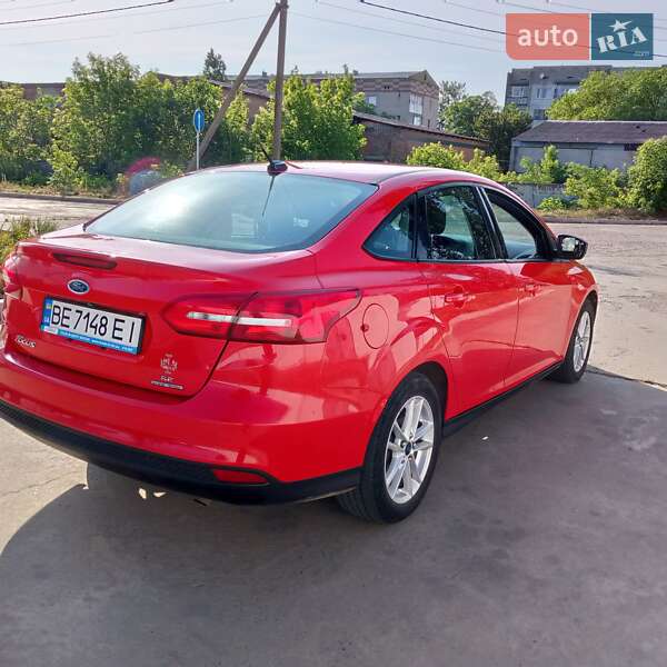 Седан Ford Focus 2014 в 