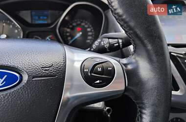 Хэтчбек Ford Focus 2014 в 