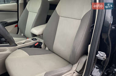 Хэтчбек Ford Focus 2014 в 
