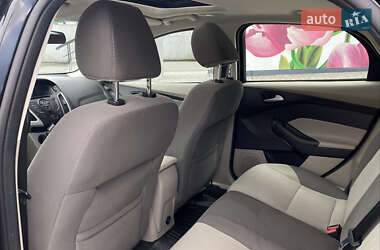 Хэтчбек Ford Focus 2014 в 