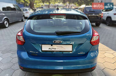 Хэтчбек Ford Focus 2014 в 