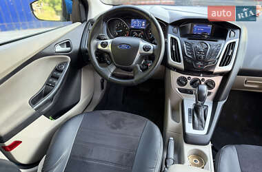 Хэтчбек Ford Focus 2014 в 