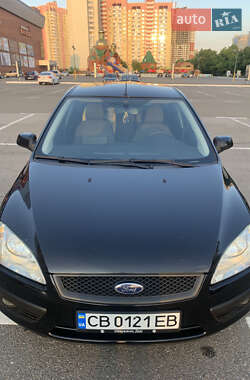 Хэтчбек Ford Focus 2006 в 