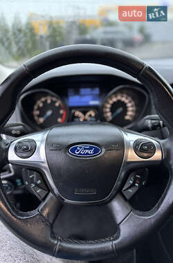 Универсал Ford Focus 2011 в 