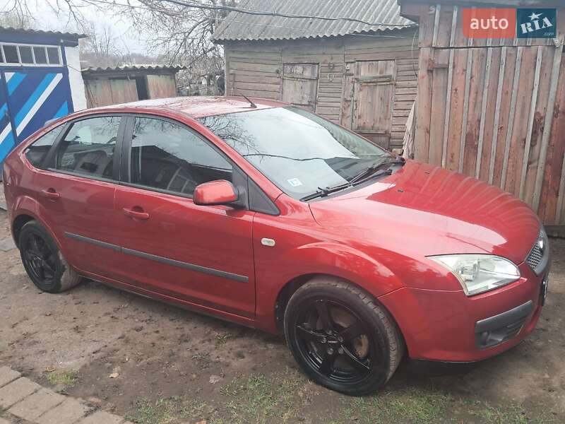 Хэтчбек Ford Focus 2006 в Коломаке