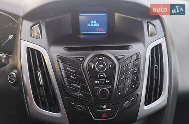 Универсал Ford Focus 2011 в 