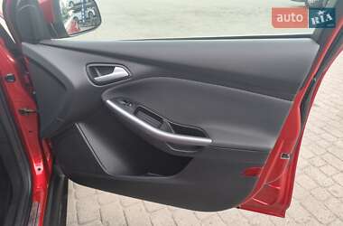 Универсал Ford Focus 2011 в 