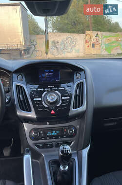 Универсал Ford Focus 2012 в 