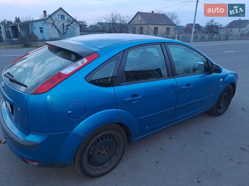 Хетчбек Ford Focus 2004 в Луцьку