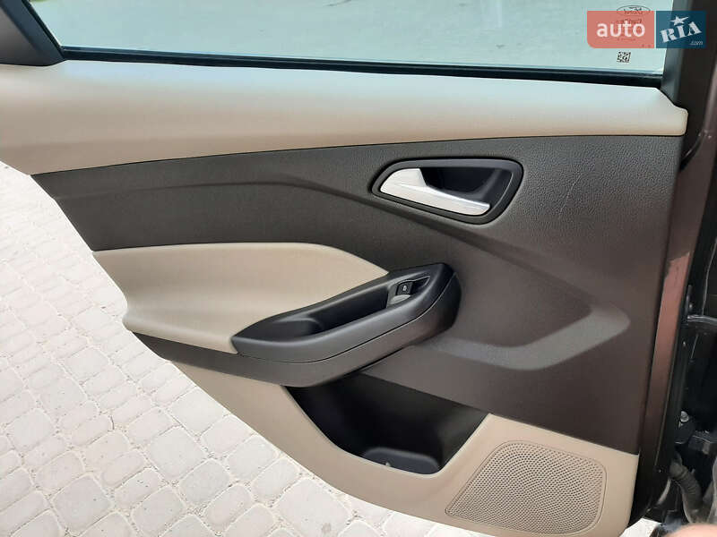 Седан Ford Focus 2016 в Тернополе фото 15 Седан Ford Focus 2016 в Тернополе