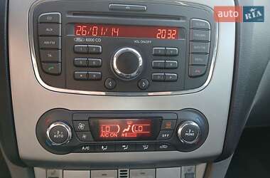Универсал Ford Focus 2010 в 