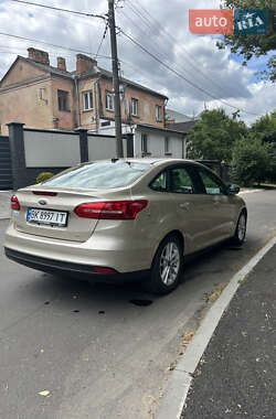 Седан Ford Focus 2017 в 