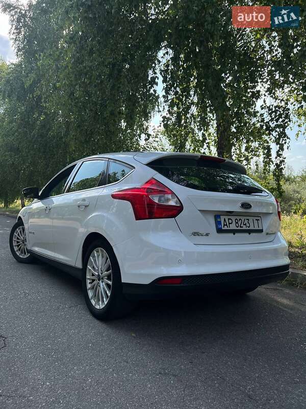 Хэтчбек Ford Focus 2014 в Запорожье